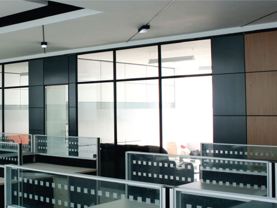 玻璃饰面隔断